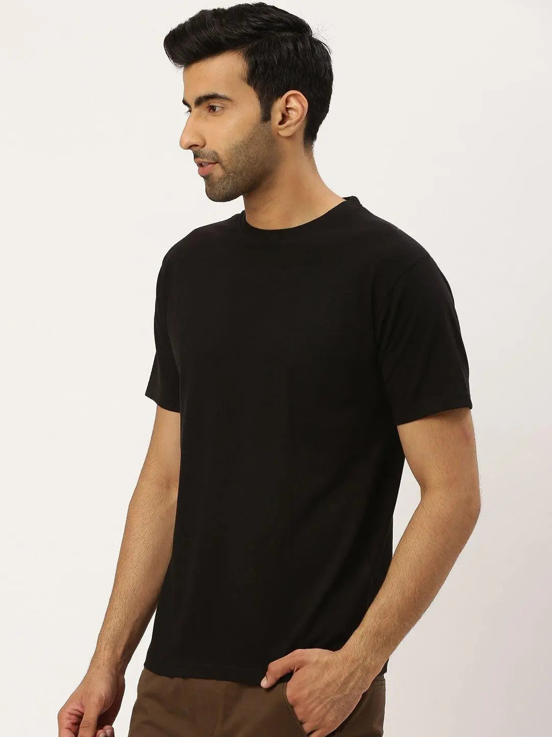 Mens Regular Solid Chambal Black T-Shirt