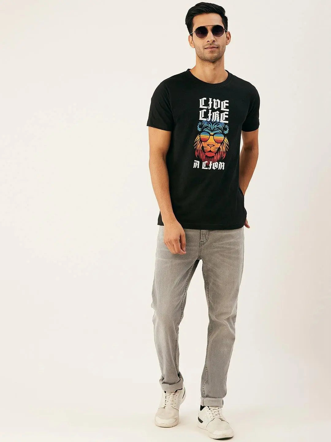 Live Like a Lion Black T-Shirt - The Chambal