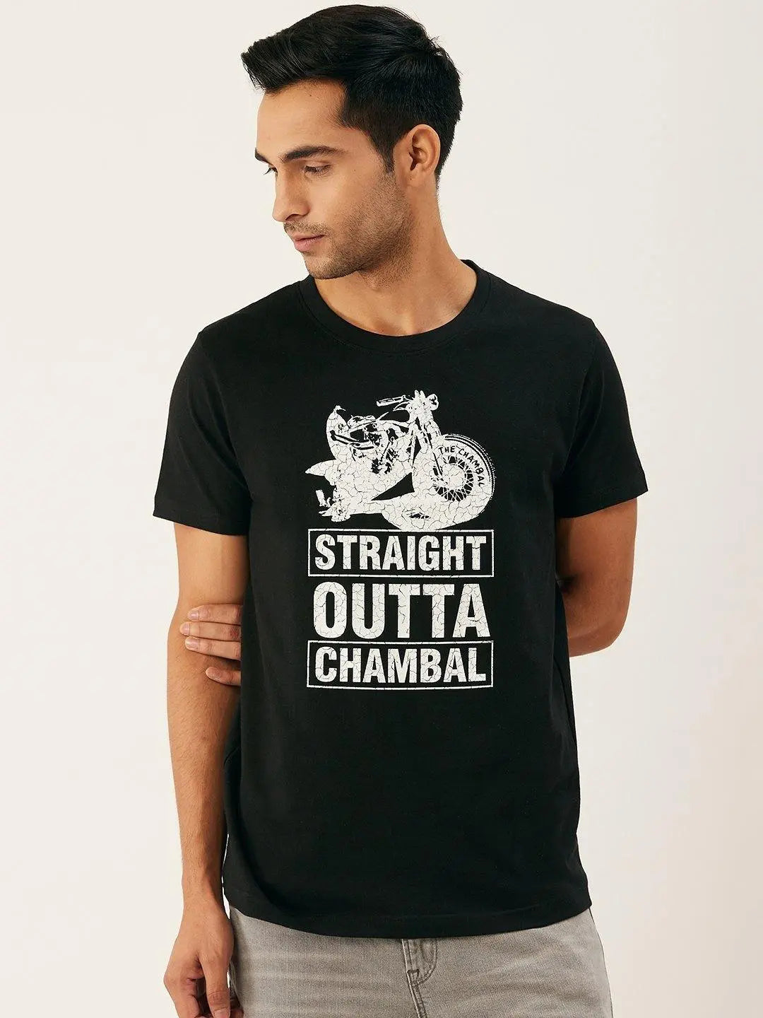 Straight Black T-Shirt - The Chambal